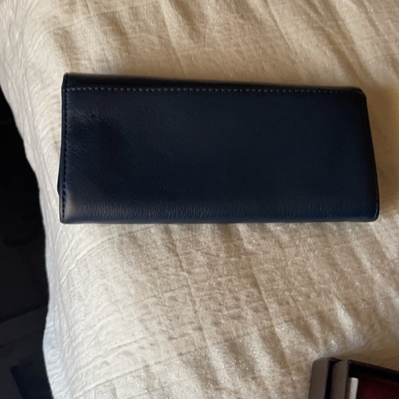 Wallet - Picture 2 of 3